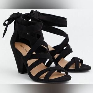 NWT Black Strappy Torrid Heels Size 7.5